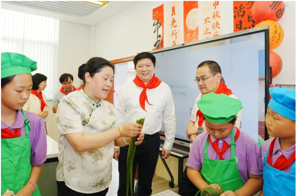 区领导开展“六一”儿童节慰问活动
